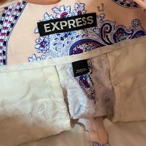 Express short, pink-floral